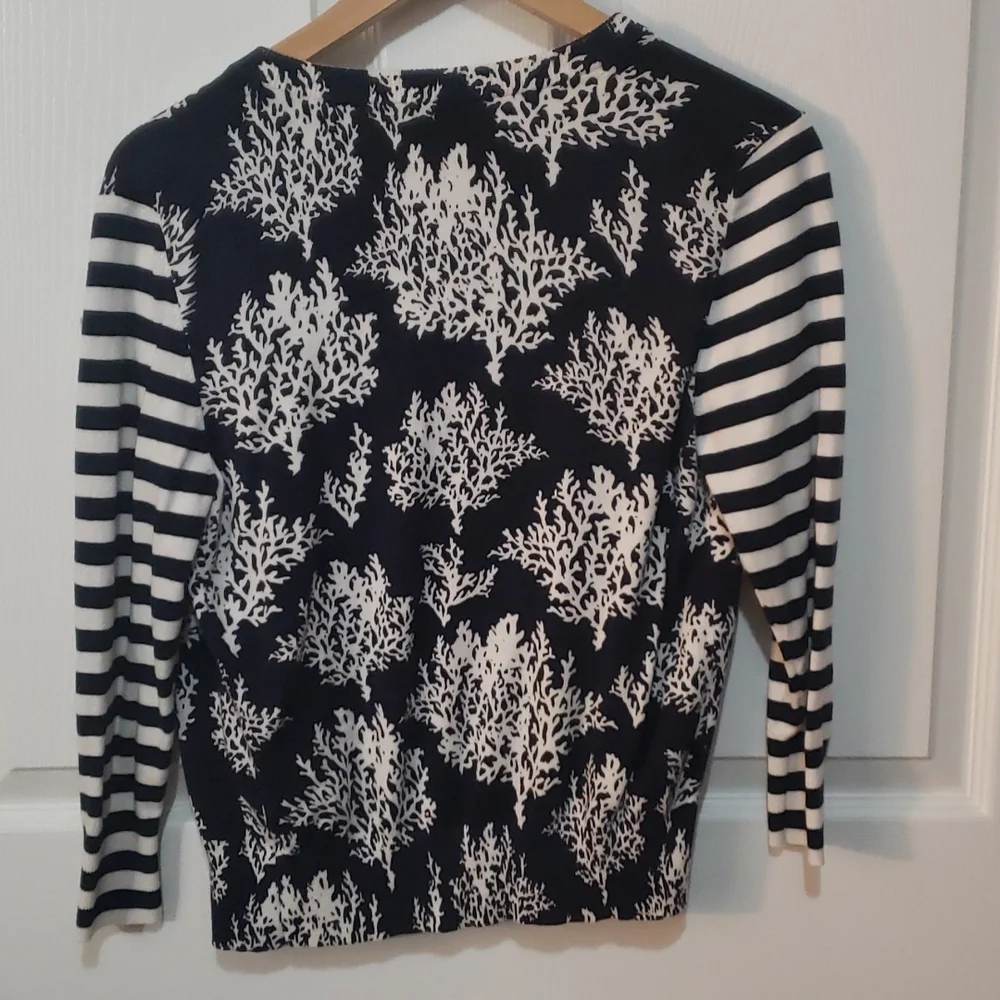 Cardigan - Picture 2 of 2